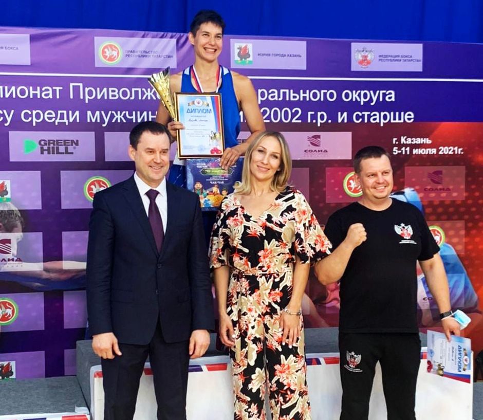 Сборная Республики Татарстан заняла первое место на чемпионате ПФО по боксу