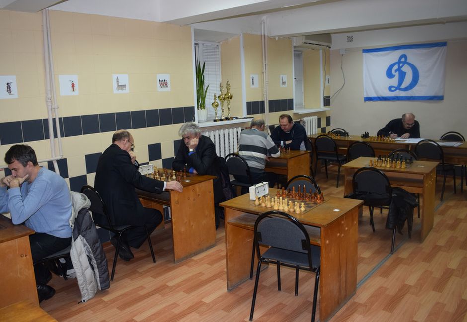 В Курске прошел чемпионат по шахматам и шашкам среди ветеранов