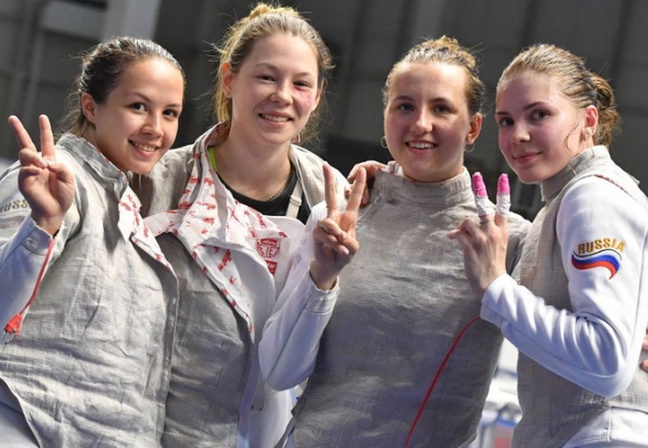 Татарстанские рапиристки завоевали золото первенства Европы среди молодежи