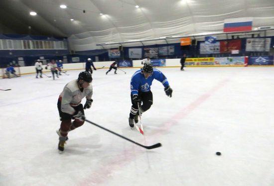 В Великом Новгороде прошел динамовский турнир по хоккею с шайбой