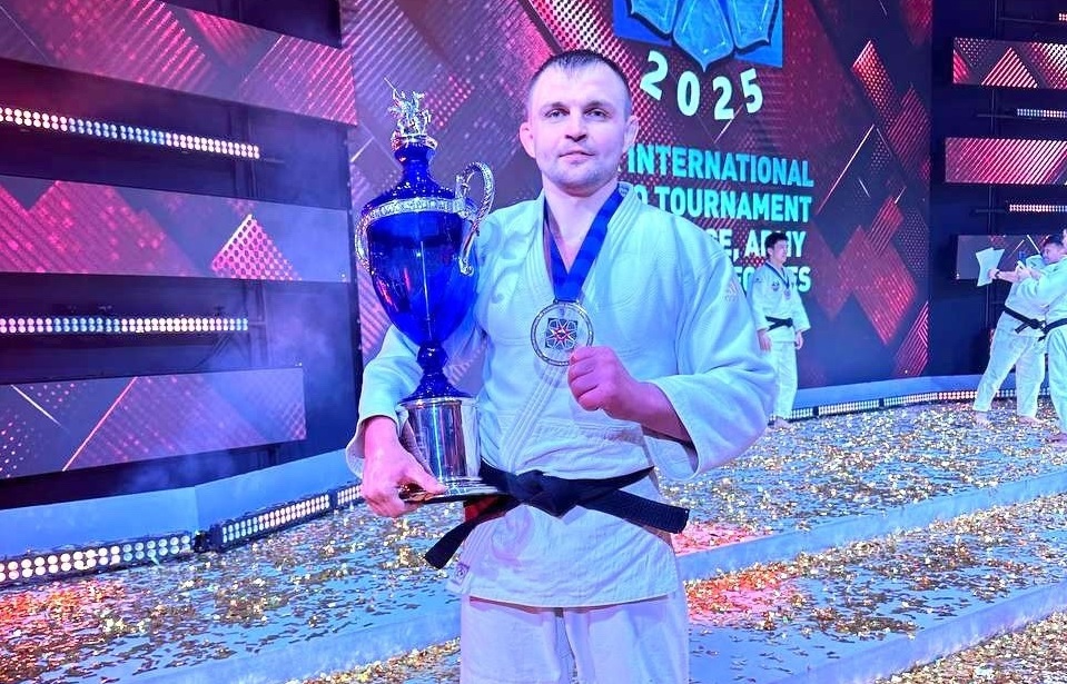 Динамовец Алексей Фетисов в составе сборной команды занял первое место на международных соревнованиях по дзюдо