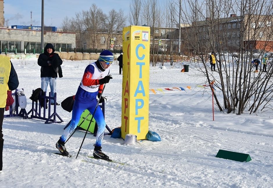 Омские школьники вышли на лыжню