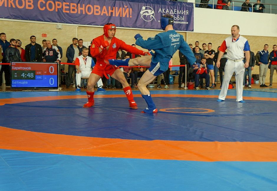 В Красноярске прошли Всероссийские соревнования по самбо