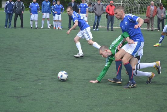 Барнаул. Завершились соревнования по мини-футболу