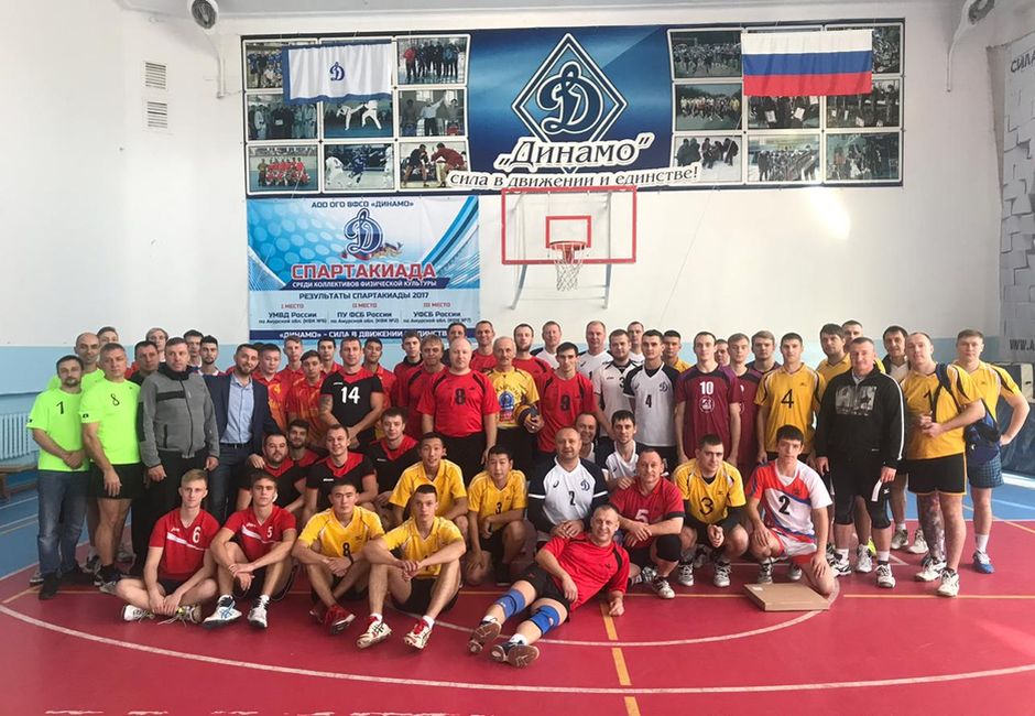 Амурское отделение «Динамо» провело масштабные соревнования среди любителей волейбола