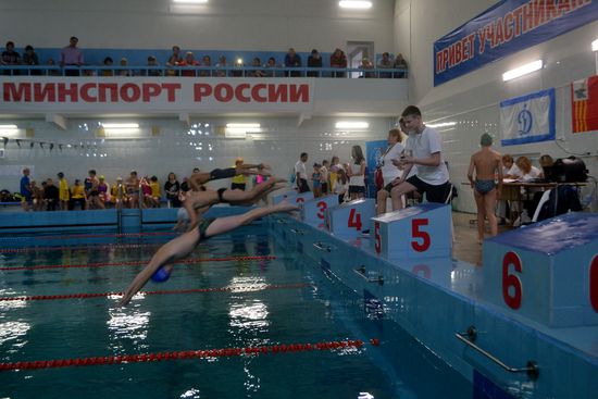 Смоленск. Второй этап динамовской детской лиги по плаванию