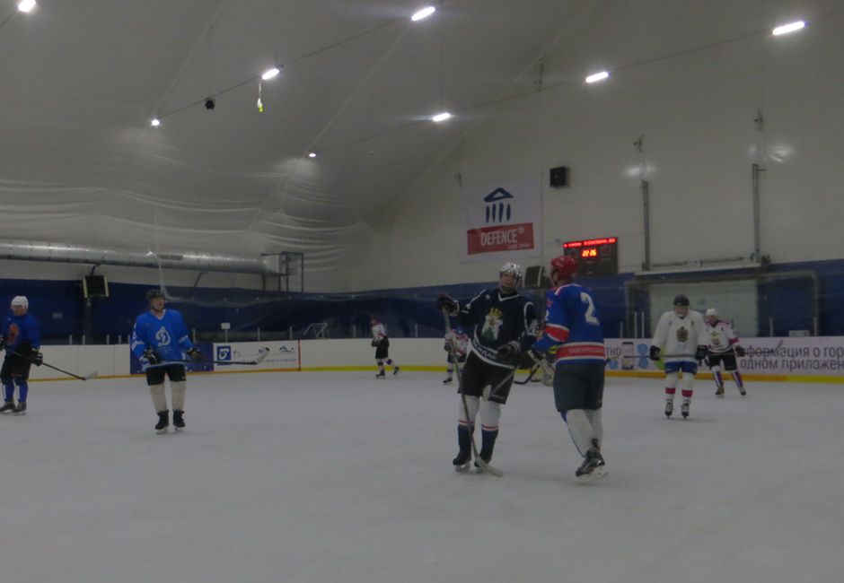 В Великом Новгороде прошел динамовский турнир по хоккею с шайбой, посвященный открытию сезона