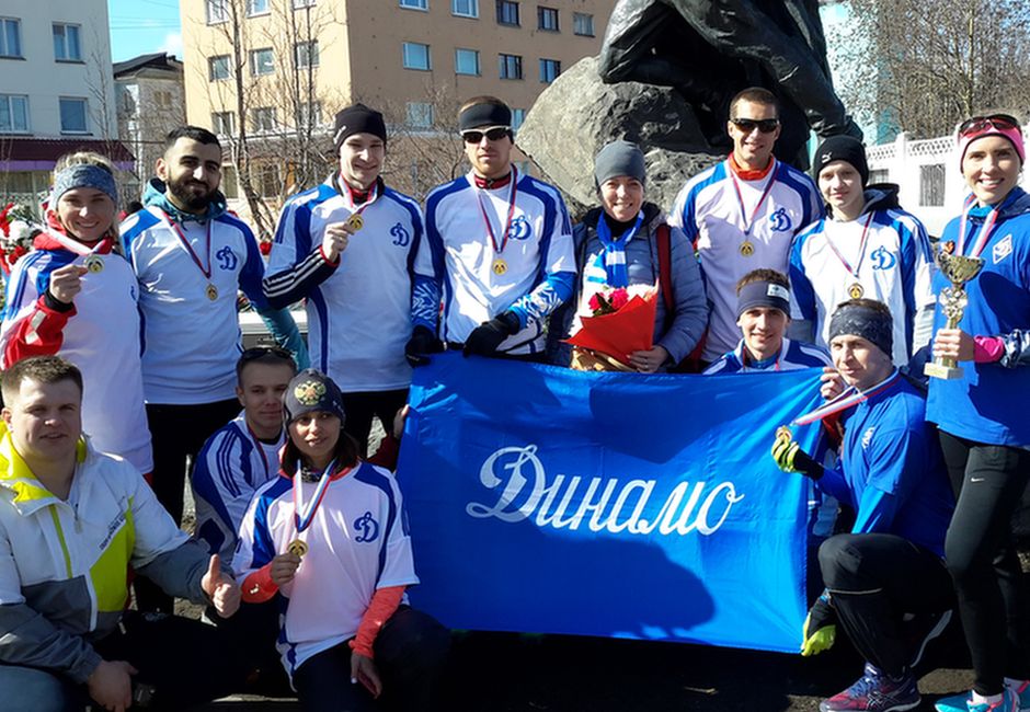 В День Победы в Мурманске прошла традиционная легкоатлетическая эстафета