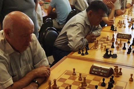 Калмыкия: соревнования по быстрым шахматам