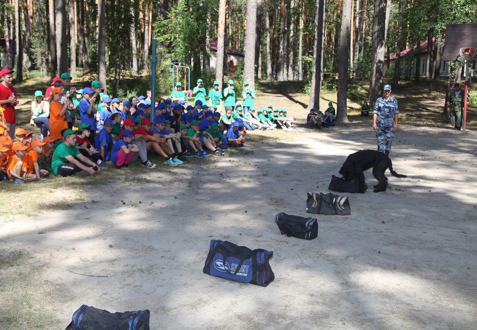Росгвардейцы Татарстана провели для детей тематическое мероприятие в лагере «Аврора – юный спецназовец»