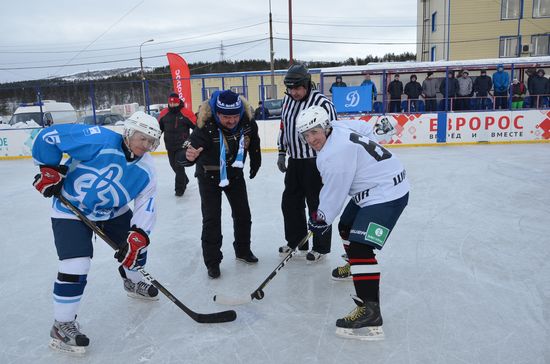В Мурманске завершился традиционный открытый кубок МРО ОГО ВФСО «Динамо» по хоккею с шайбой