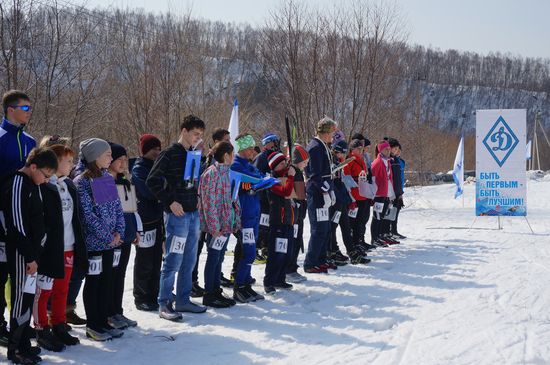 В пригороде Южно-Сахалинска прошли соревнования по спортивному ориентированию на лыжах