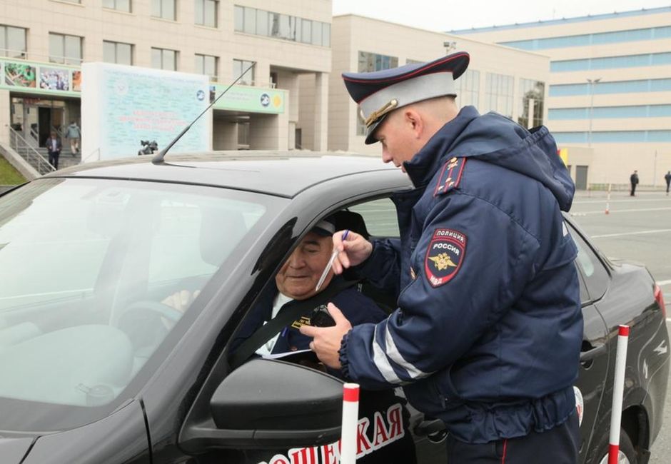В Казани прошел финал республиканского конкурса автомастерства, посвященного Международному дню пожилых людей