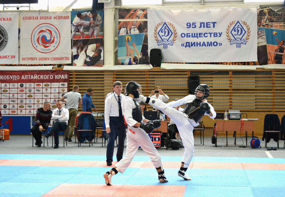 В Барнауле прошли первенство и чемпионат СФО по восточному боевому единоборству