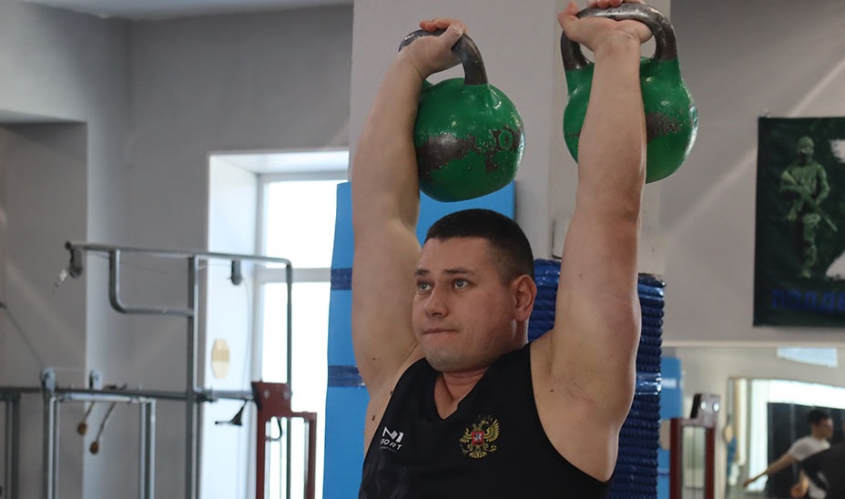 Сборная УМВД России по Магаданской области – призер динамовских соревнований по гиревому спорту
