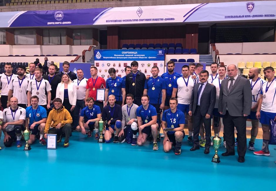 В Москве прошли комплексные городские соревнования по волейболу