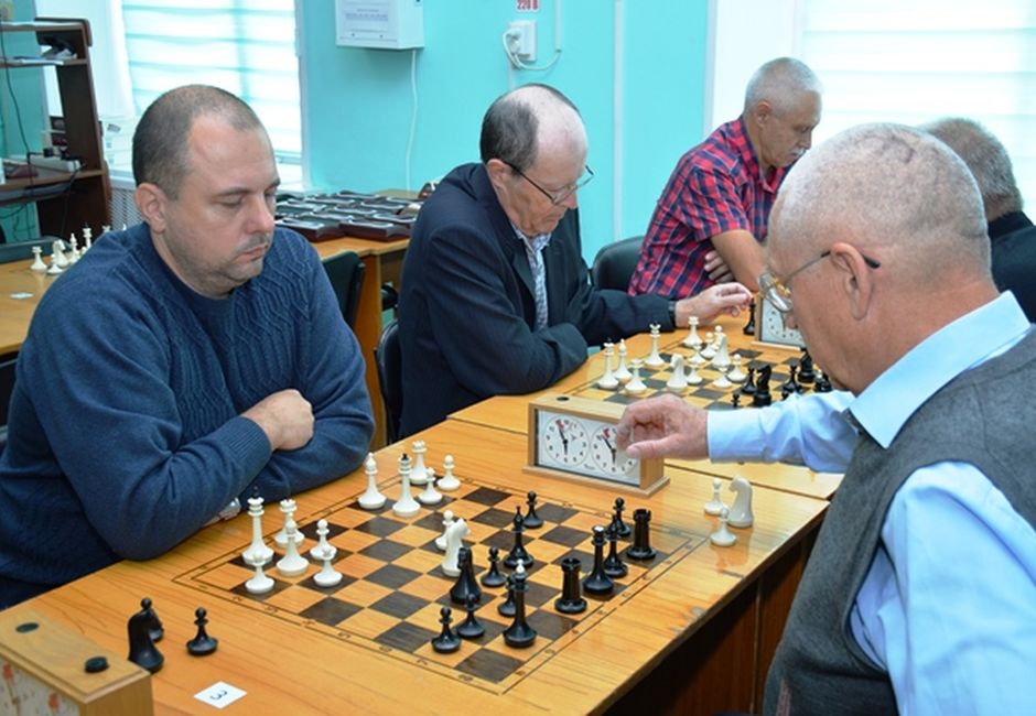 Кемерово. Лично-командные соревнования по шахматам среди ветеранов