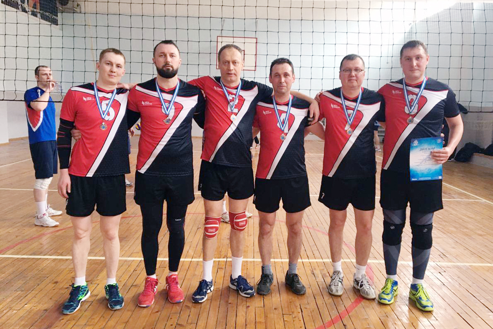 В Ижевске прошли соревнования по волейболу среди коллективов государственных органов