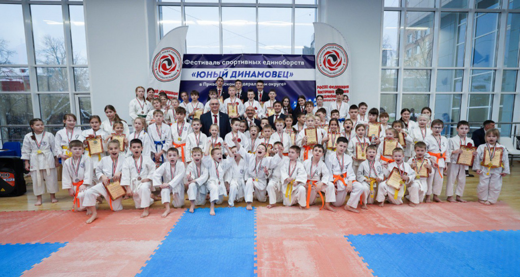 photo_5444947435663854988_y (1).jpg