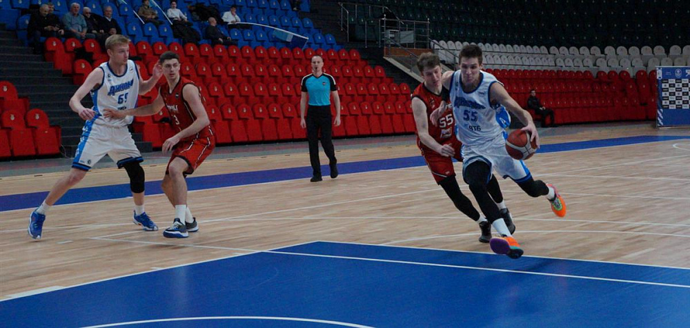Баскетболисты грозненского «Динамо» обыграли «Чебоксарские Ястребы» в Высшей лиге 