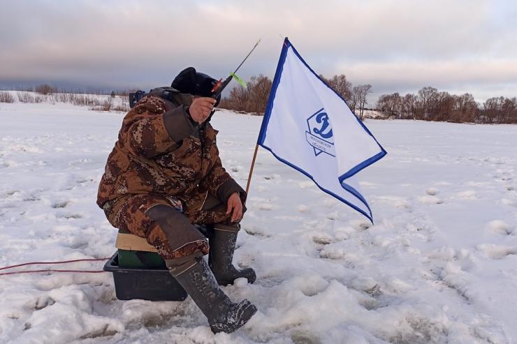 Полицейские из Коломны приняли участие в соревнованиях по зимнему лову рыбы
