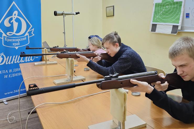 В Красноярске состоялось первенство «Динамо» по пулевой стрельбе