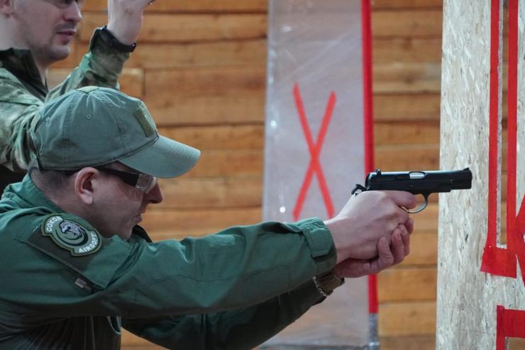 В Ненецком округе под эгидой «Динамо» впервые провели соревнования по практической стрельбе