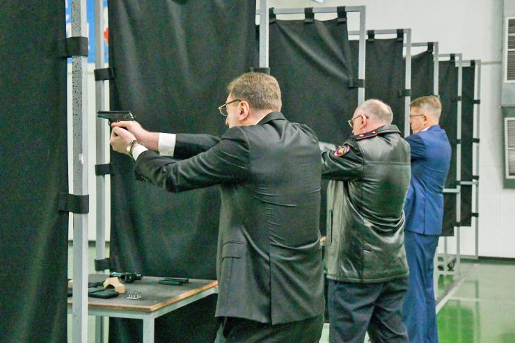 В Краснодаре состоялись динамовские соревнования по стрельбе из БРСО среди руководящего состава 