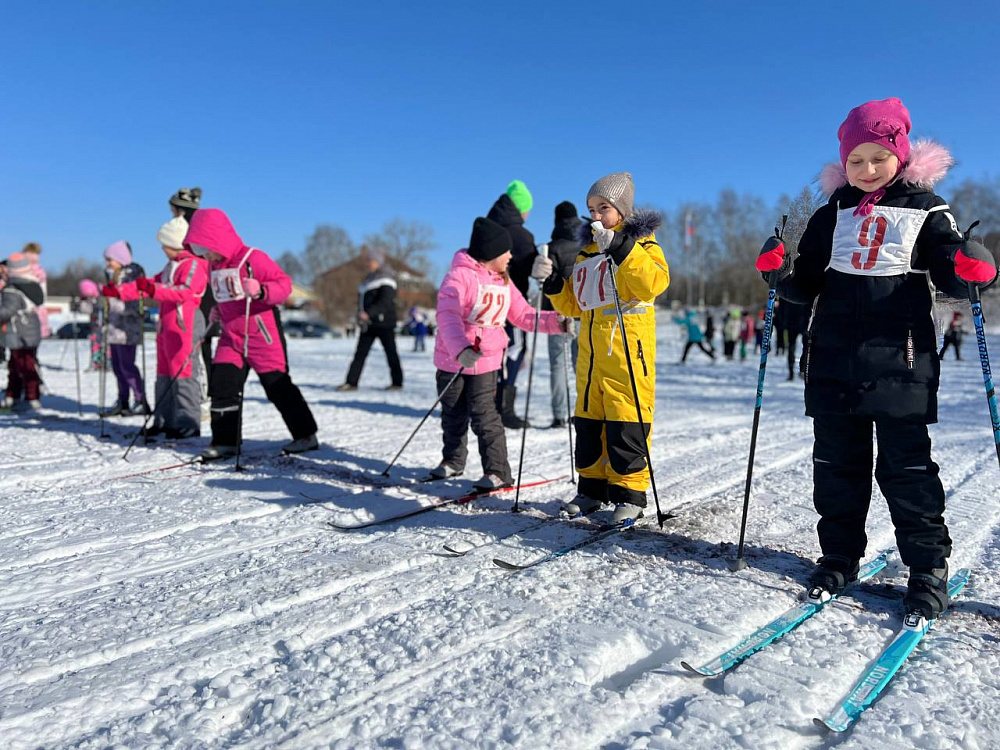 В Тульской области прошли соревнования по лыжным гонкам «Динамовская лыжня — 2024»