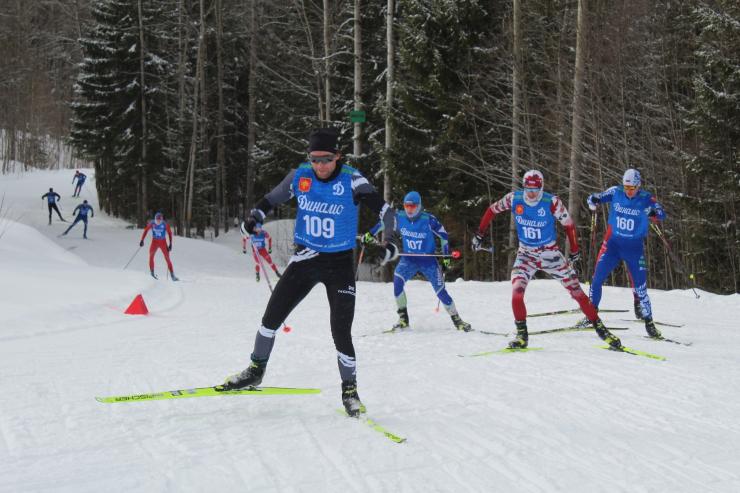 В Сыктывкаре завершились всероссийские соревнования Общества «Динамо» по лыжным гонкам и служебному двоеборью