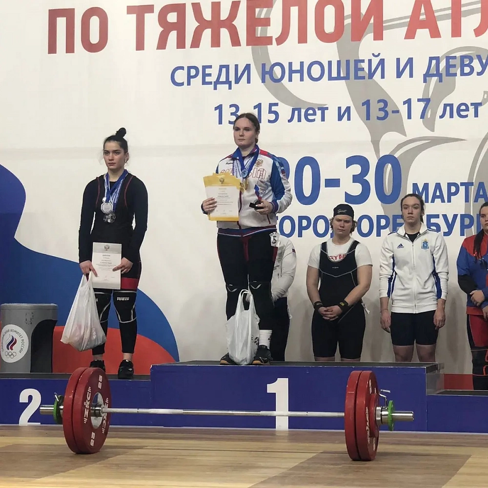 Динамовка Мария Гучмазова — серебряный призер первенства России по тяжелой атлетике