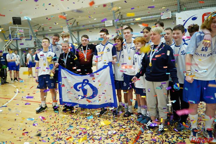 Московское «Динамо» стало победителем всероссийского турнира «Золотая клюшка» по флорболу