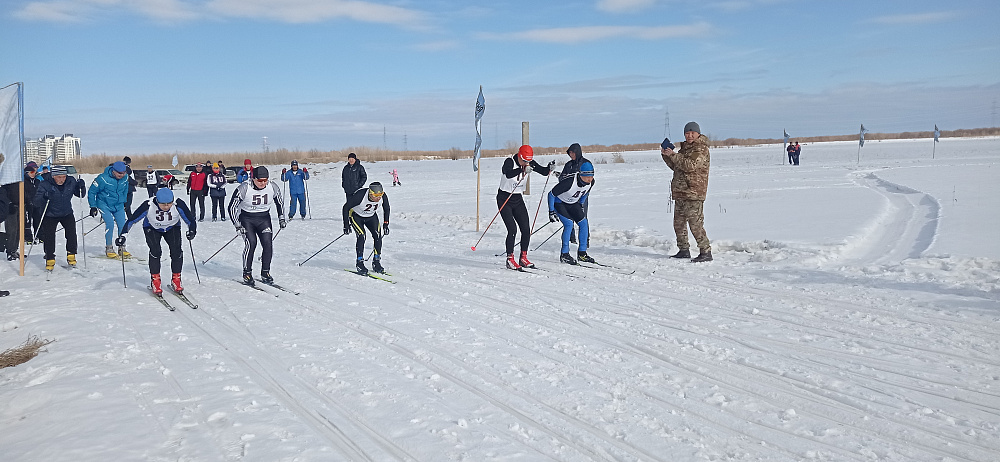 В Якутске состоялись динамовские соревнования по лыжным гонкам среди ветеранов