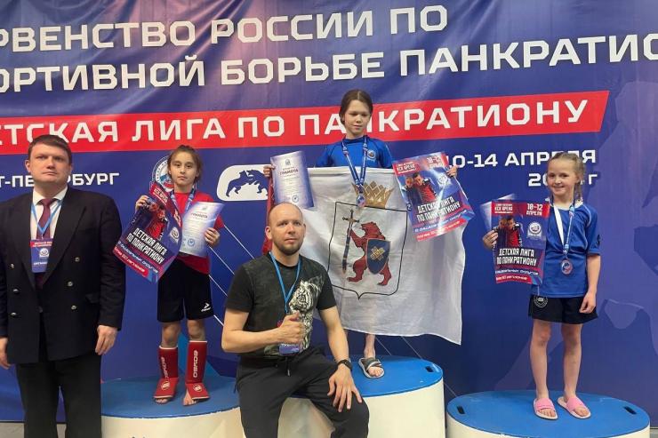 Волгоградские динамовцы успешно выступили на всероссийских соревнованиях по панкратиону в Санкт-Петербурге