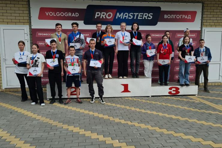 Динамовские стрелки завоевали 12 медалей на чемпионате города Волгограда