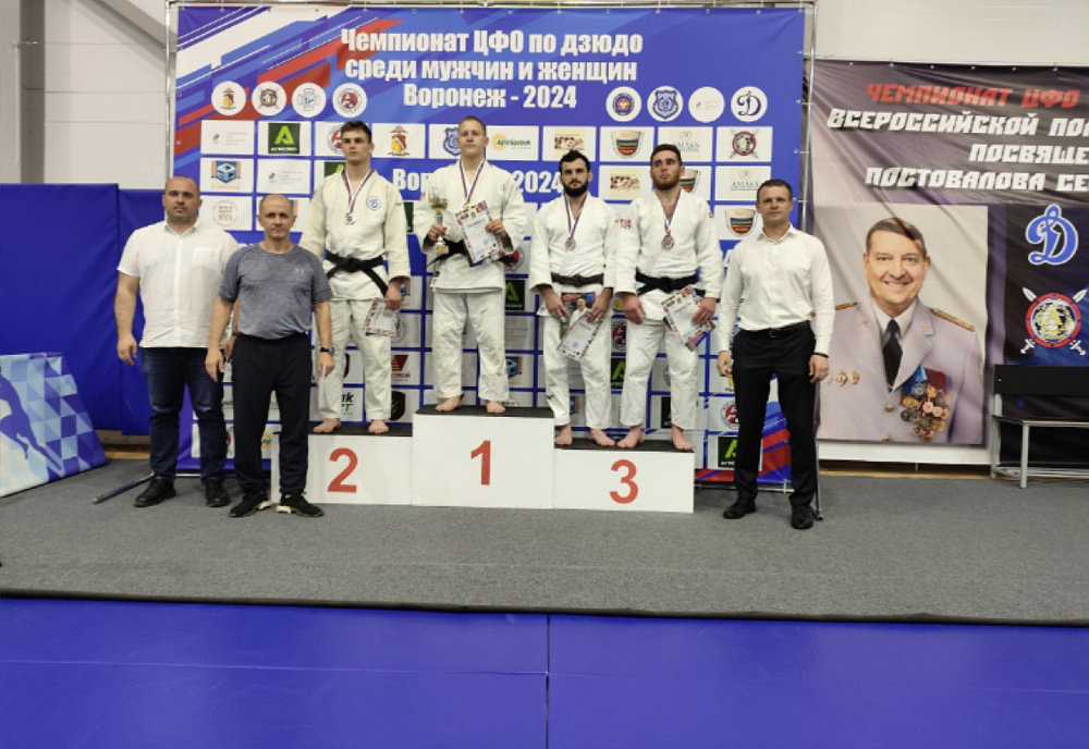 В Воронеже прошёл чемпионат Центрального федерального округа по дзюдо. 