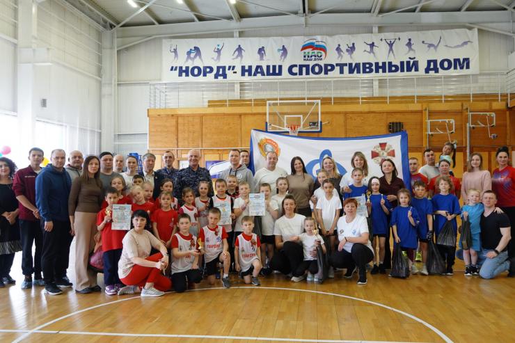 В Нарьян-Маре для школьников провели «Весёлые старты Динамо»