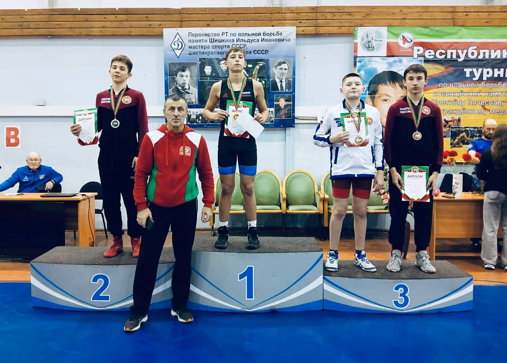 Татарстан. Юные динамовцы успешно выступили на соревнованиях по вольной борьбе