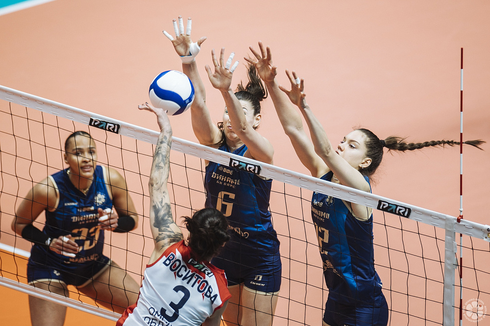 Волейболистки «Динамо-Ак Барс» завершили регулярный чемпионат домашней победой над «Омичкой» 