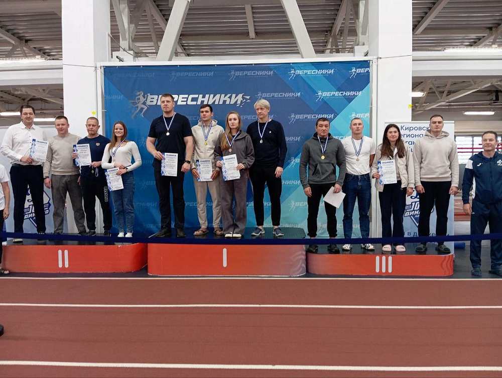 В Кирове прошел чемпионат «Динамо» по плаванию