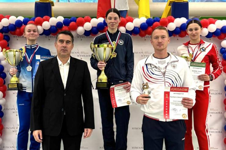 Марта Мартьянова – победительница всероссийских соревнований по фехтованию 