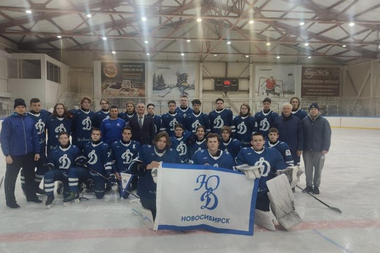 Воспитанники «Динамо» из Новосибирска вступили в ряды движения «Юный динамовец»