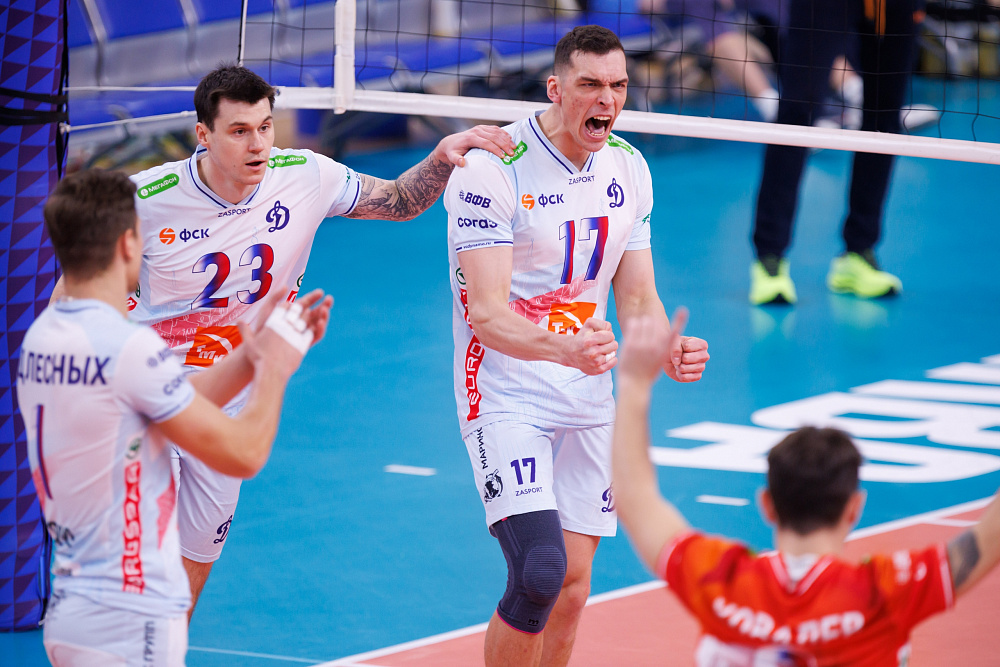 Динамовцы побеждают «Кузбасс» в пятом туре чемпионата России