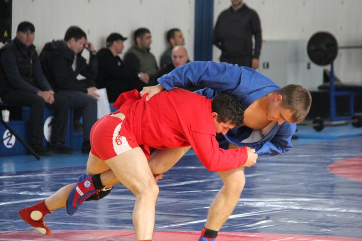 Во Владикавказе прошли динамовские соревнования по самбо