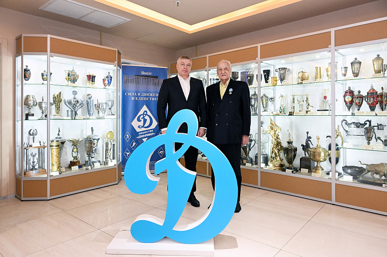 В Центральном совете Общества «Динамо» состоялось награждение Евгения Иванова