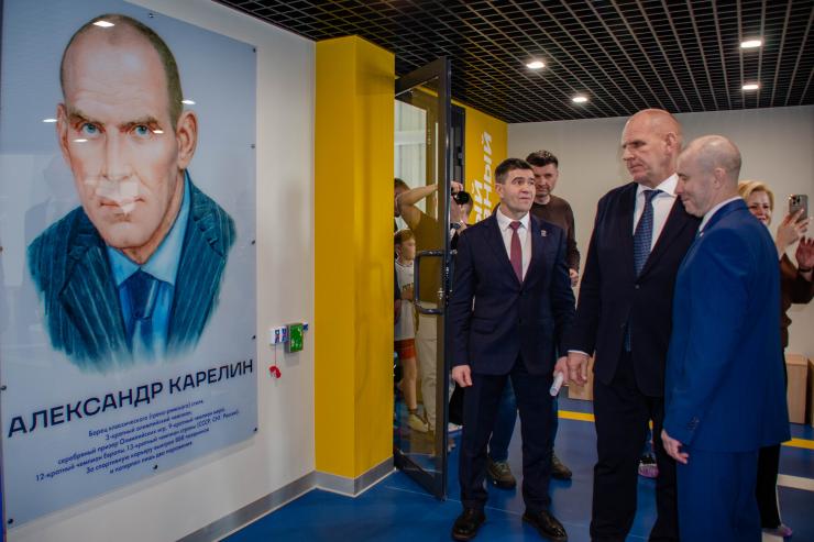Александр Карелин посетил новый физкультурно-спортивный комплекс «Динамо» в Чите