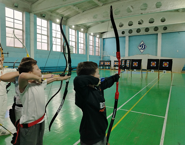 Юные динамовцы стали победителями Кубка Саратовской области по стрельбе из лука