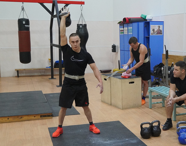 В Нарьян-Маре прошли ежегодные соревнования «Динамо» по гиревому спорту