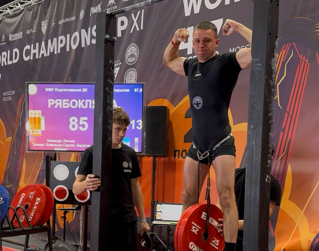 Омский динамовец стал многократным чемпионом мира по стритлифтингу