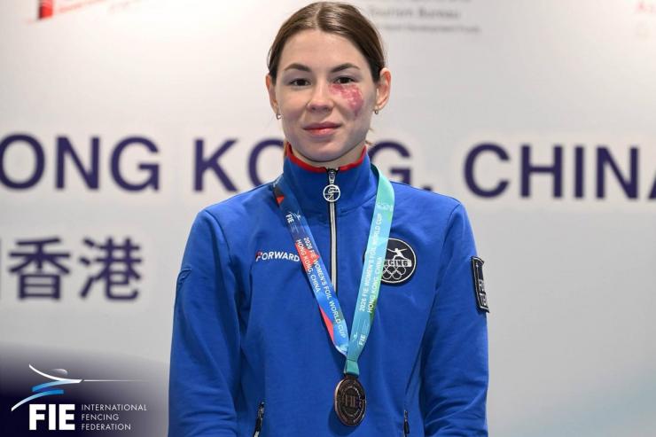 Динамовская фехтовальщица Марта Мартьянова завоевала бронзу в Гонконге